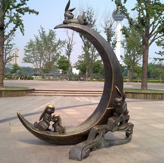 銅雕塑生銹了怎么解決鄭州雕塑廠(chǎng)家(圖1)